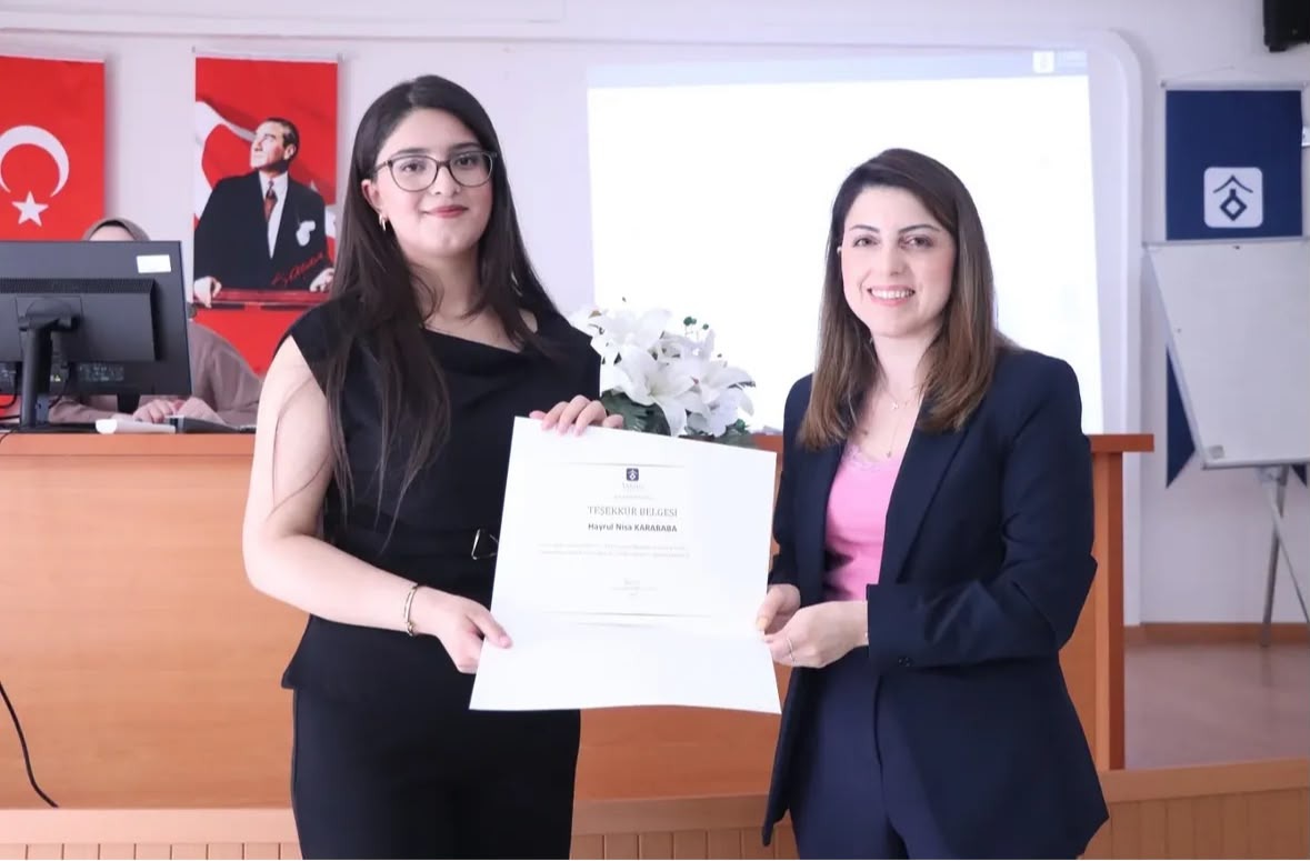 Fizyoterapi ve Rehabilitasyon Bölümü Öğrencisinin TÜBİTAK 2209-A Projesi Uluslar...